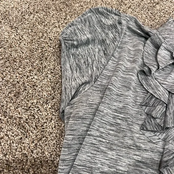 Soulmates Gray Ruffled Cap Sleeve Blouse - Picture 3 of 7